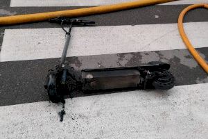 La càrrega d'un patinet elèctric provoca un incendi en un habitatge de Sueca - (foto 3)