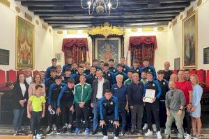 El alcalde de Elche felicita al Kelme Juvenil por su regreso a la máxima categoría del fútbol nacional juvenil - (foto 8)