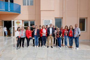 La concejala alfasina y candidata a Les Corts Mayte García también ha votado a primera hora en la Casa de Cultura