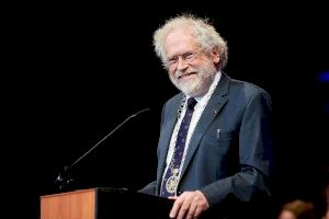 Cinco premios Nobel de Física y de Química se reúnen el próximo lunes con científicos y estudiantes de la Universitat de València