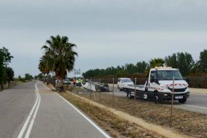 Un coche se sale de la carretera y vuelca en la CV-18 en Almassora
