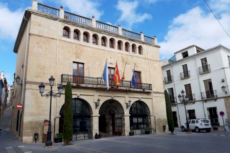 El Ayuntamiento recurre la autorización previa del ministerio a la planta solar fotovoltaica ‘FV Castalla’