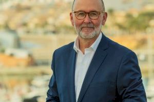 Juanjo Berenguer reparte las 37 delegaciones municipales en El Campello y se reserva la concejalía de Territorio y Vivienda