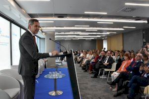 Miñones defiende la necesidad de potenciar las bases científica y tecnológica del SNS y seguir reforzando todas sus capacidades - (foto 2)