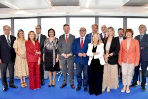 Miñones defiende la necesidad de potenciar las bases científica y tecnológica del SNS y seguir reforzando todas sus capacidades - (foto 6)