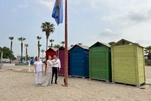 Burriana coloca las banderas obtenidas en reconocimiento por la calidad de sus playas y sendero - (foto 2)