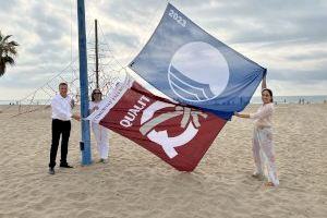 Burriana coloca las banderas obtenidas en reconocimiento por la calidad de sus playas y sendero - (foto 4)
