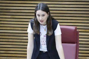 Compromís pide a la consellera Torró que amplíe hasta finales de 2023 la gratuidad del transporte público para jóvenes