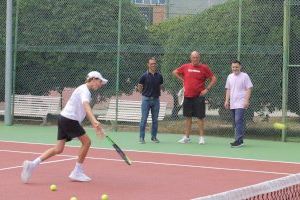 L’Ajuntament renova el paviment de la pista de futbet del poliesportiu - (foto 3)