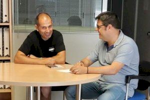 El Ayuntamiento de Alcalà-Alcossebre informa a 50 empresas locales sobre obtención de fondos europeos 