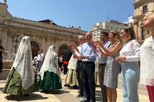 Castellón vive Sant Cristòfol con el retorno de la bendición a los vehículos y el reparto de cintas - (foto 2)