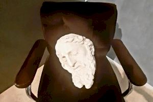 La rectora inaugura en el MUA l’exposició ‘Després de la UA’ - (foto 3)