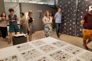 La rectora inaugura en el MUA l’exposició ‘Després de la UA’ - (foto 7)