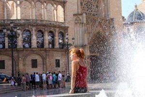 L'onada de calor continua aquest dimecres en la C. Valenciana i se suma l'arribada de calitja L'onada de calor continua aquest dimecres en la C. Valenciana i se suma l'arribada de calitja