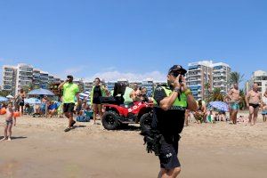 El Ayuntamiento de Sagunto realiza un simulacro de salvamento en la playa de Puerto de Sagunto - (foto 7) El Ayuntamiento de Sagunto realiza un simulacro de salvamento en la playa de Puerto de Sagunto - (foto 7)