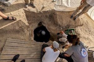 Las excavaciones en la ciudad visigoda de València la Vella sacan a la luz un taller propio de fabricación de monedas en Riba-roja de Túria - (foto 8)