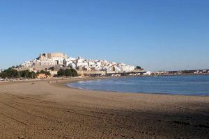 Un menor de 11 años y un hombre de 62, a punto de ahogarse en Sagunto y Peñíscola