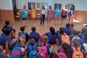 Almassora clausura la ‘escoleta Estiu al Barri’ amb 48 xiquets