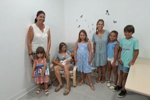El Colegio de Fisioterapeutas inaugura en su sede de Castellón un espacio para la lactancia materna El Colegio de Fisioterapeutas inaugura en su sede de Castellón un espacio para la lactancia materna