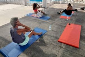 Cruz Roja organiza talleres saludables gratuitos en la playa de l’Albir