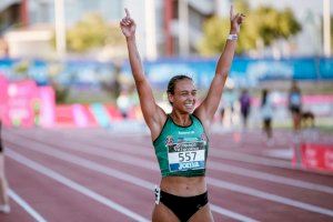 Carmen Ramos, la atleta de Benicàssim, supera las lesiones y consigue el oro en el Campeonato de España