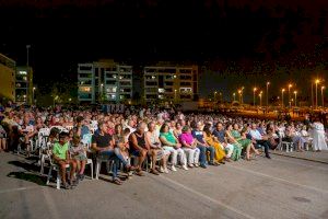 Pilar de la Horadada nos acerca a su pasado por medio de la representación músico-teatral “Silvano el Alfarero de Thiar”.