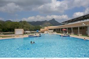 Gandia amplia l'horari de les piscines municipals davant de l'onada de calor