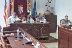 El Ple de La Vilavella fa oficial la renúncia a la seua acta de regidor de Laura Escrivá