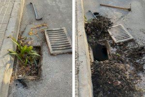 Borriana neta els embornals "obstruïts durant anys"