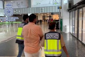 Detenido en Valencia por estafar a otra persona en la compra de tres relojes valorados en 135.000 euros