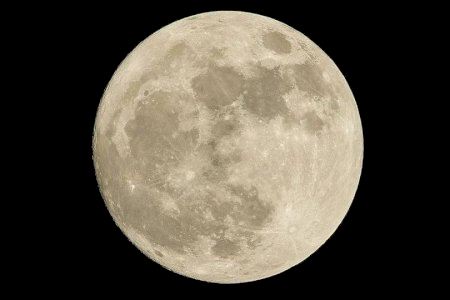 Vuelve la noche astronómica a la playa de Burriana Vuelve la noche astronómica a la playa de Burriana