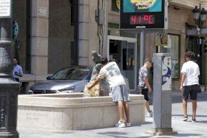 El pic màxim de l'onada de calor arriba aquest divendres a la C. Valenciana: Termòmetres a més de 40 °C