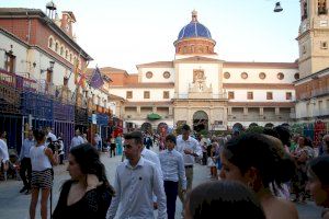 Nules celebra el dia de Sant Bartomeu amb una multitudinària processó - (foto 7)