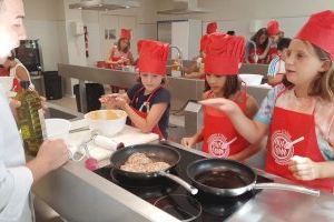 La Regidoria d'Educació clausura la segona edició del curs ‘Mini xefs’ - (foto 4) La Regidoria d'Educació clausura la segona edició del curs ‘Mini xefs’ - (foto 4)