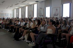 La Facultat de Ciències Econòmiques i Empresarials de la UA rep 190 estudiants de programes de mobilitat