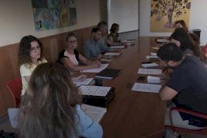 La comisión técnica del Pacto de Empleo de la Marina Baixa estudia en l’Alfàs proyectos de formación para 2024