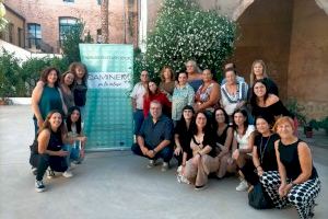 La concejala de Servicios Sociales y el supervisor de la Conselleria de Servicios Sociales, Igualdad y Vivienda visitan el taller Ben.Estar La concejala de Servicios Sociales y el supervisor de la Conselleria de Servicios Sociales, Igualdad y Vivienda visitan el taller Ben.Estar