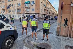 Redada antidroga en Valencia con nueve detenidos y dos puntos de venta desarticulados - (foto 2) Redada antidroga en Valencia con nueve detenidos y dos puntos de venta desarticulados - (foto 2)