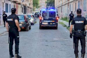 Redada antidroga en Valencia con nueve detenidos y dos puntos de venta desarticulados - (foto 3) Redada antidroga en Valencia con nueve detenidos y dos puntos de venta desarticulados - (foto 3)