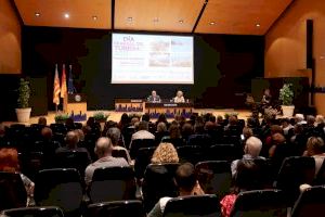 Benidorm completa los actos del Día Mundial del Turismo con la proyección de dos películas promocionales de los años 70 y 80 Benidorm completa los actos del Día Mundial del Turismo con la proyección de dos películas promocionales de los años 70 y 80
