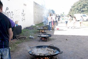 El món faller de Borriana es reuneix entorn a la paella del ‘Mig Any’ - (foto 4) El món faller de Borriana es reuneix entorn a la paella del ‘Mig Any’ - (foto 4)