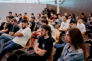 La Fira Trovam presenta el projecte formatiu Trovam+, amb el màster en Música de Live Nation i la UCM La Fira Trovam presenta el projecte formatiu Trovam+, amb el màster en Música de Live Nation i la UCM