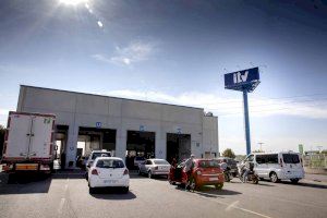 La Generalitat planteja l'equiparació salarial en les ITV i els treballadors suspenen la vaga
