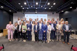 Benicàssim distingida per les seues iniciatives “Tots els 25 són 25” per a combatre la violència de gènere - (foto 2) Benicàssim distingida per les seues iniciatives “Tots els 25 són 25” per a combatre la violència de gènere - (foto 2)