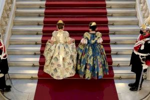 L'alcaldessa telefonarà dimarts a les falleres majors Falleres Majors de València