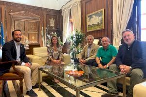 L'alcaldessa es reuneix amb l'empresa concessionària de neteja per a avaluar resultats del pla de xoc iniciat al juny L'alcaldessa es reuneix amb l'empresa concessionària de neteja per a avaluar resultats del pla de xoc iniciat al juny