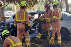 Heridos tras chocar contra un árbol en Picanya, entre ellos una menor