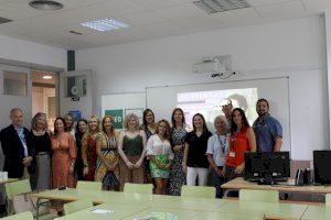 Crece con la UNED de Dénia