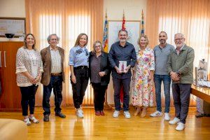 Kirsti Baggethun conducirá esta tarde la velada literaria con la escritora noruega Line Baugstø Kirsti Baggethun conducirá esta tarde la velada literaria con la escritora noruega Line Baugstø