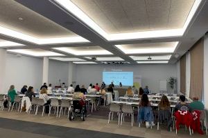 La secretària autonòmica de Turisme inaugura la jornada TUR4all Day de Gandia - (foto 2)